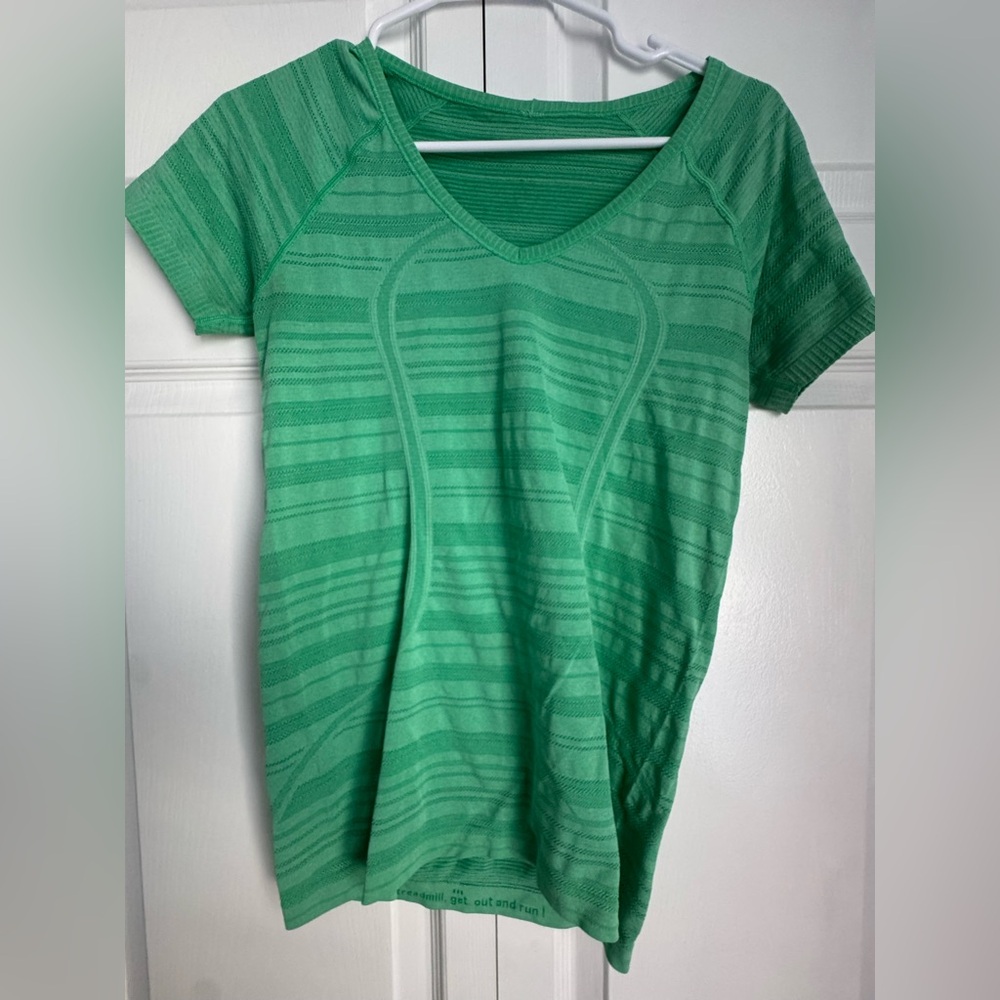 Lululemon Athletica Green Short Sleeve Swiftly